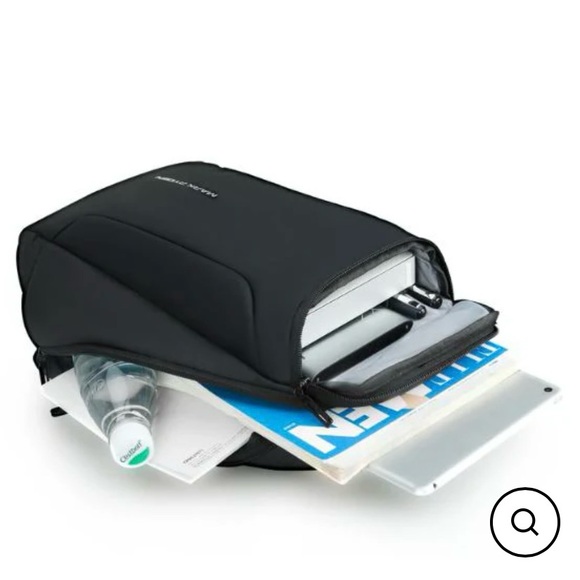 Men’s black bag for iPad or laptop. - Picture 8 of 16